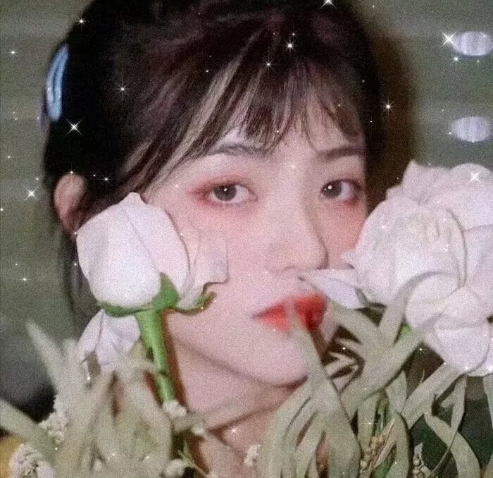 女皇陵下的风流娘们